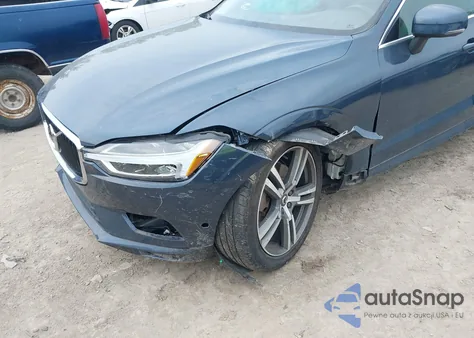 2019 Volvo Xc60 T6 Momentum from USA, damaged, VIN LYVA22RK6KB219906